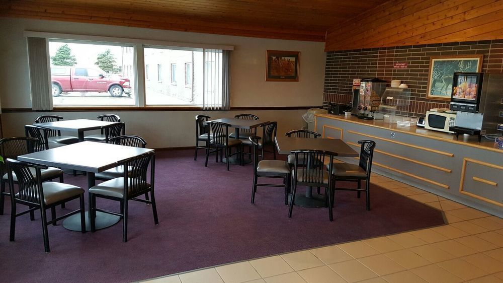 Desoto Inn & Suites Missouri Valley ภายนอก รูปภาพ